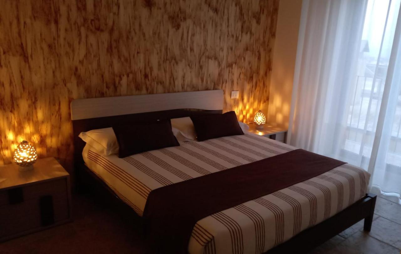B&B Imori Калтаджироне Екстериор снимка